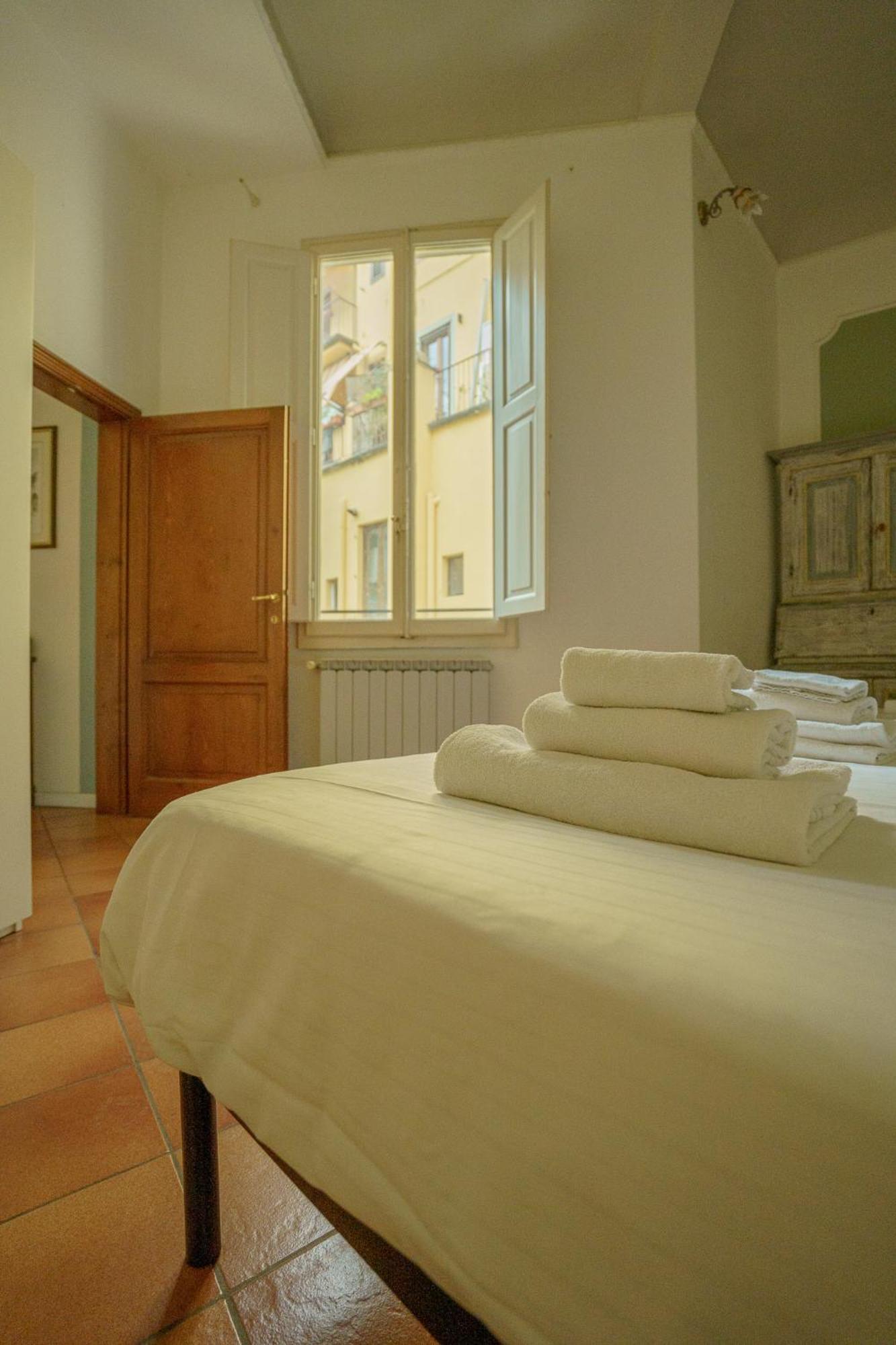 Appartement Tranquil Near Museums And Train Station
