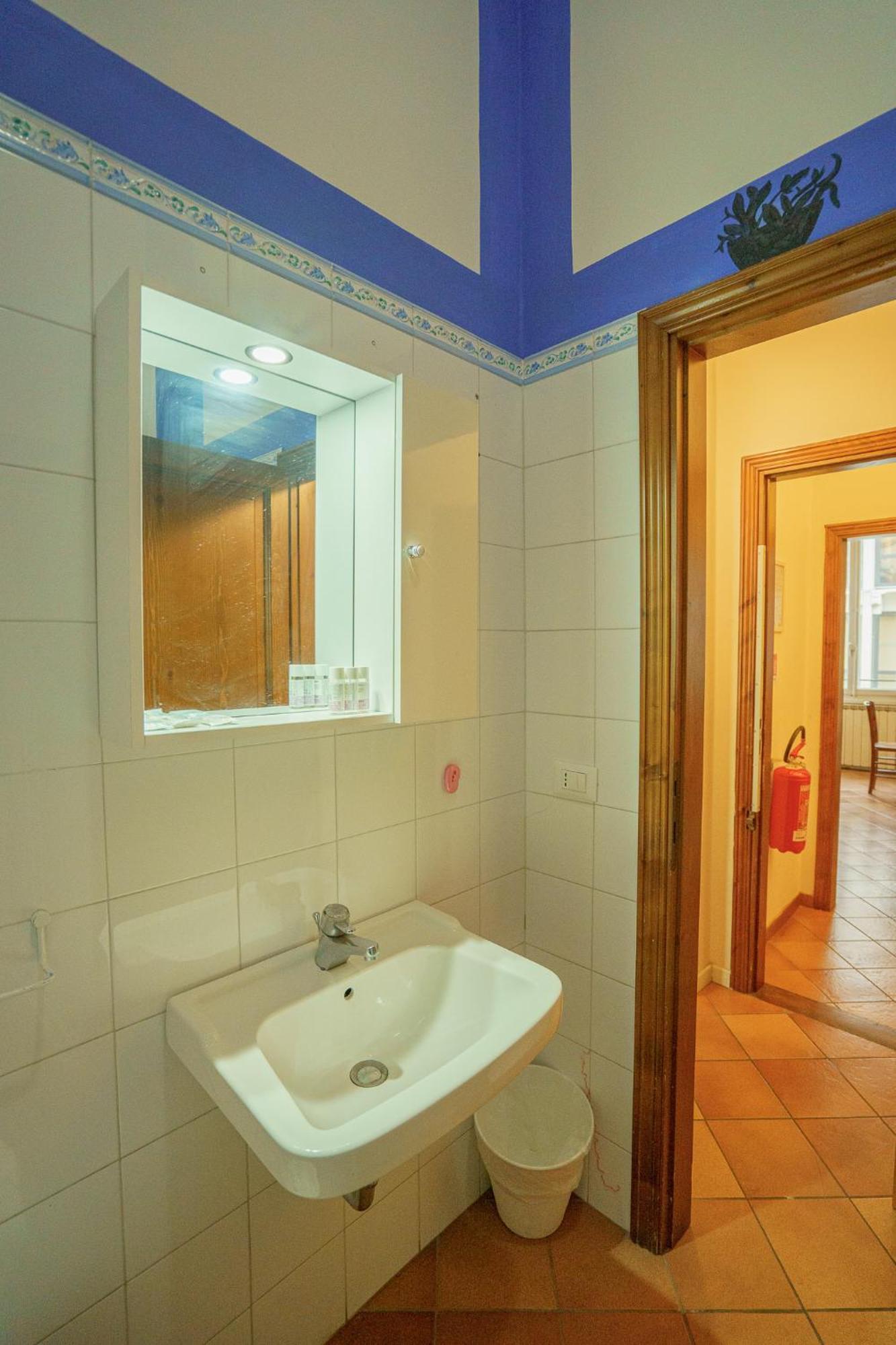 Tranquil Near Museums And Train Station Appartement Florence
