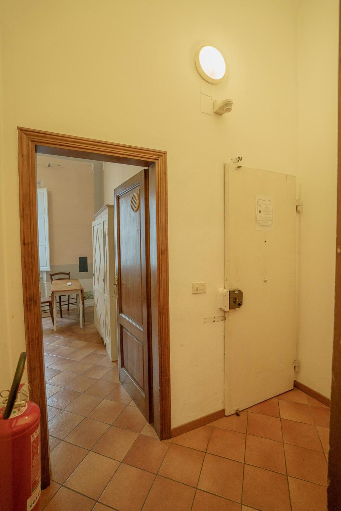 Appartement Tranquil Near Museums And Train Station Florence